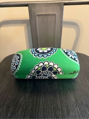 Vera Bradley Cupcakes Retired Print Eyeglass Case Green Blue Floral